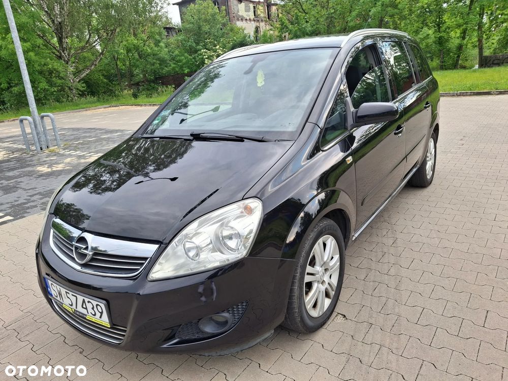 Opel Zafira 1.8 Sport - 1