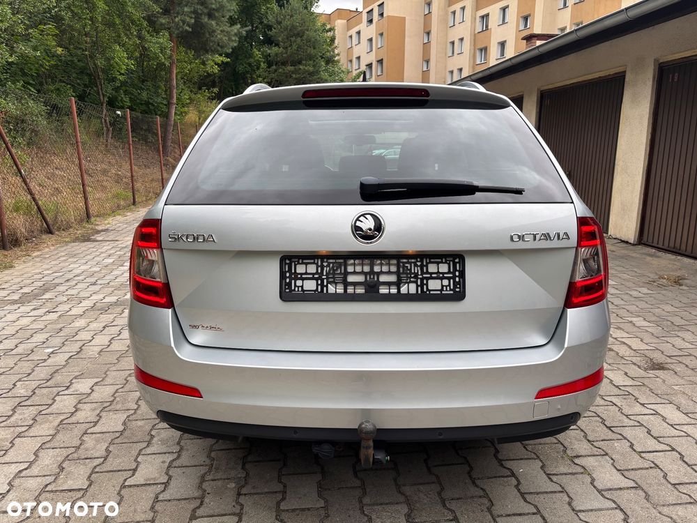 Skoda Octavia 1.6 TDI Ambition - 5