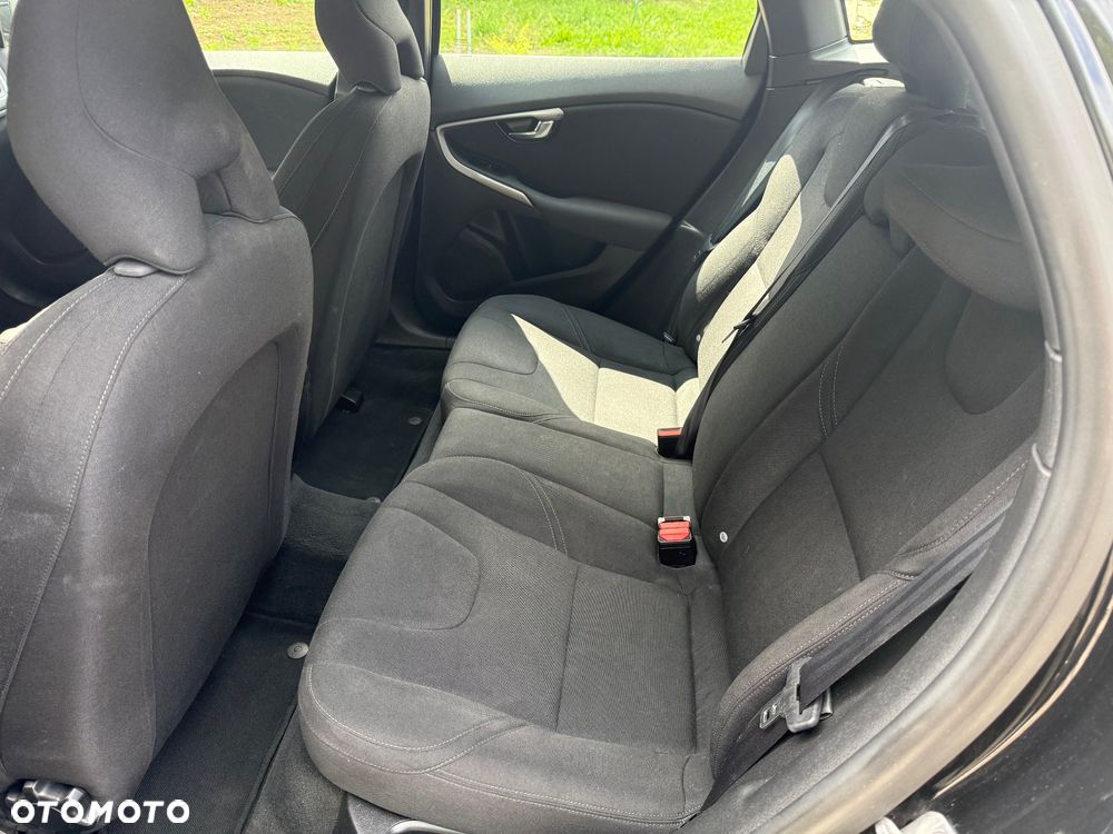 Volvo V40 D2 - 6