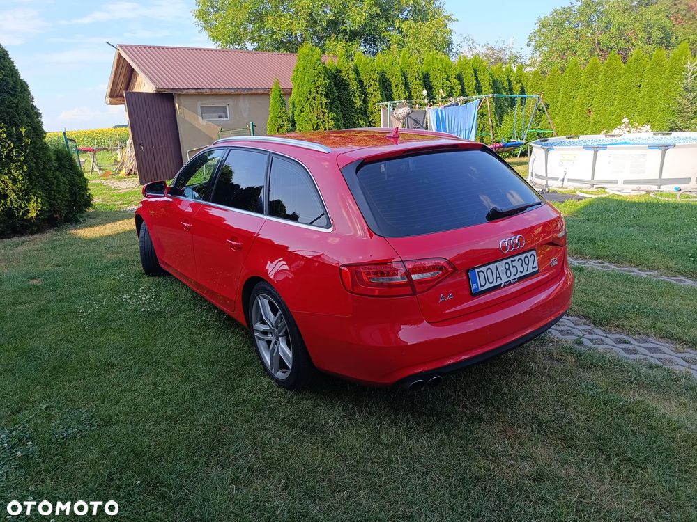 Audi A4 Avant - 11