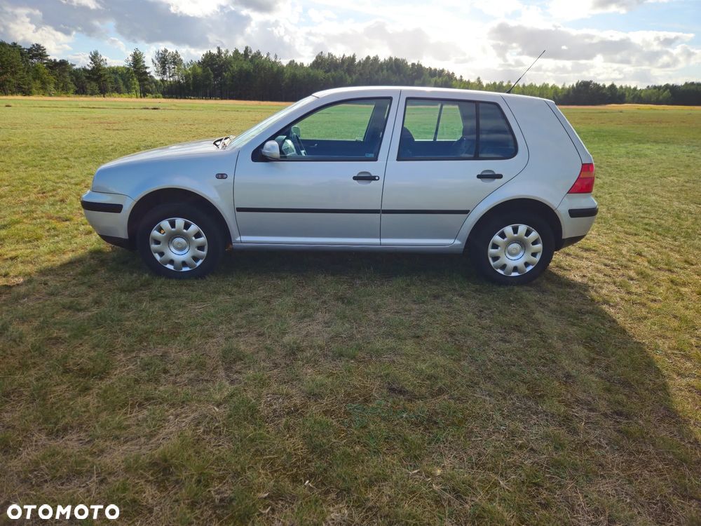 Volkswagen Golf 1.6 Basis - 7
