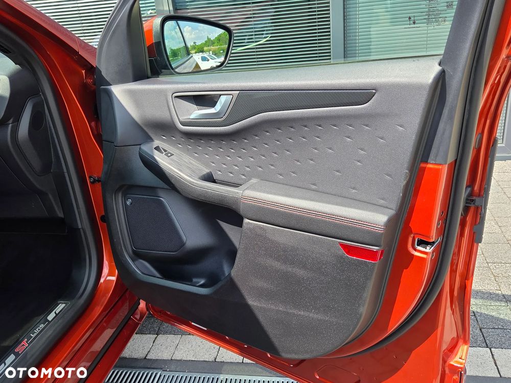 Ford Kuga 2.5P PHEV FWD ST-Line - 34