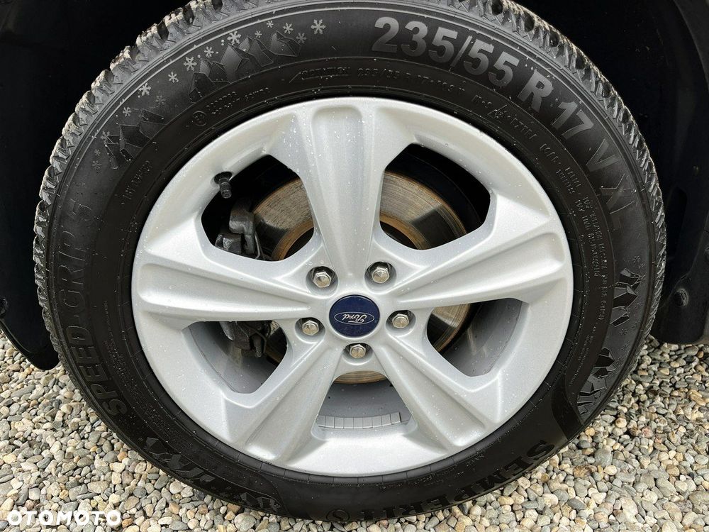 Ford Kuga 1.5 EcoBoost 2x4 Trend - 35