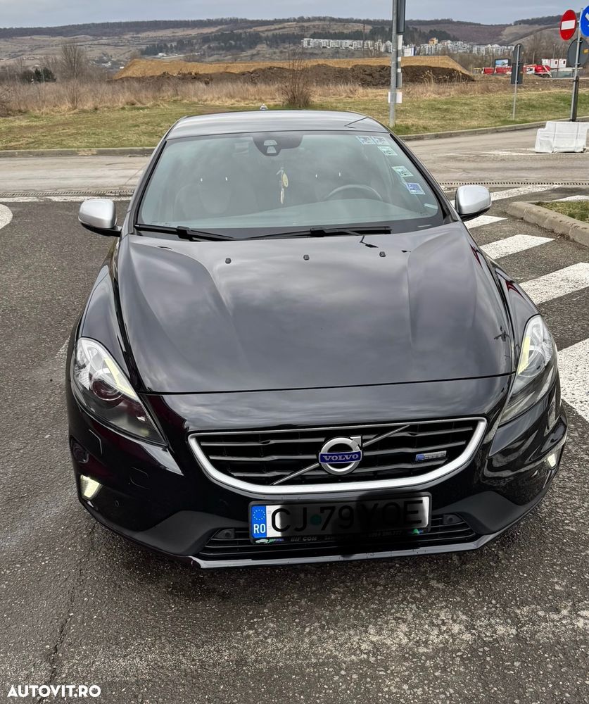 Volvo V40 D4 VEA Aut. R-Design - 3