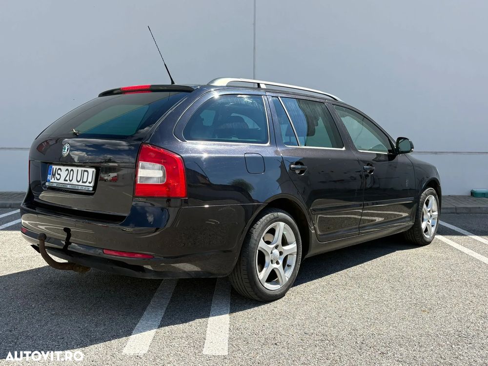 Skoda Octavia 1.4 TSI Ambiente - 9