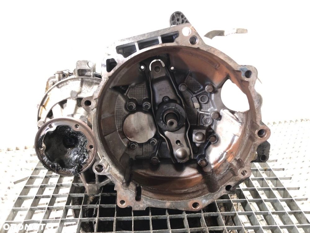 SKRZYNIA BIEGÓW  VW GOLF VII (5G1, BQ1, BE1, BE2) 2012 - 2022 1.6 TDI 81 kW [110 KM] olej napędowy - 1