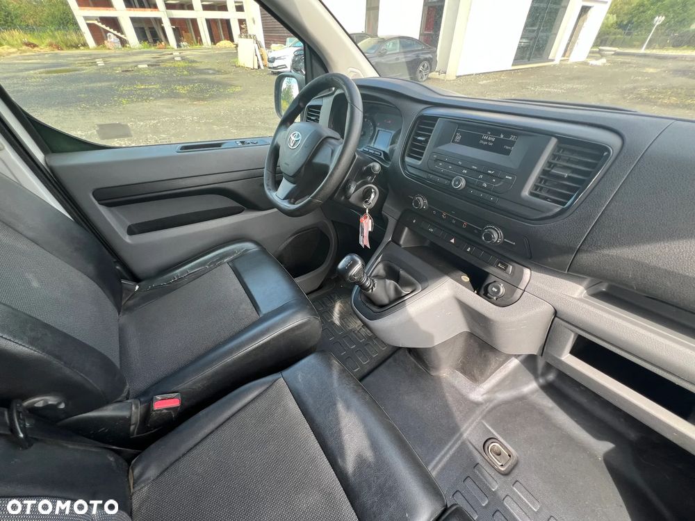 Toyota Proace - 11