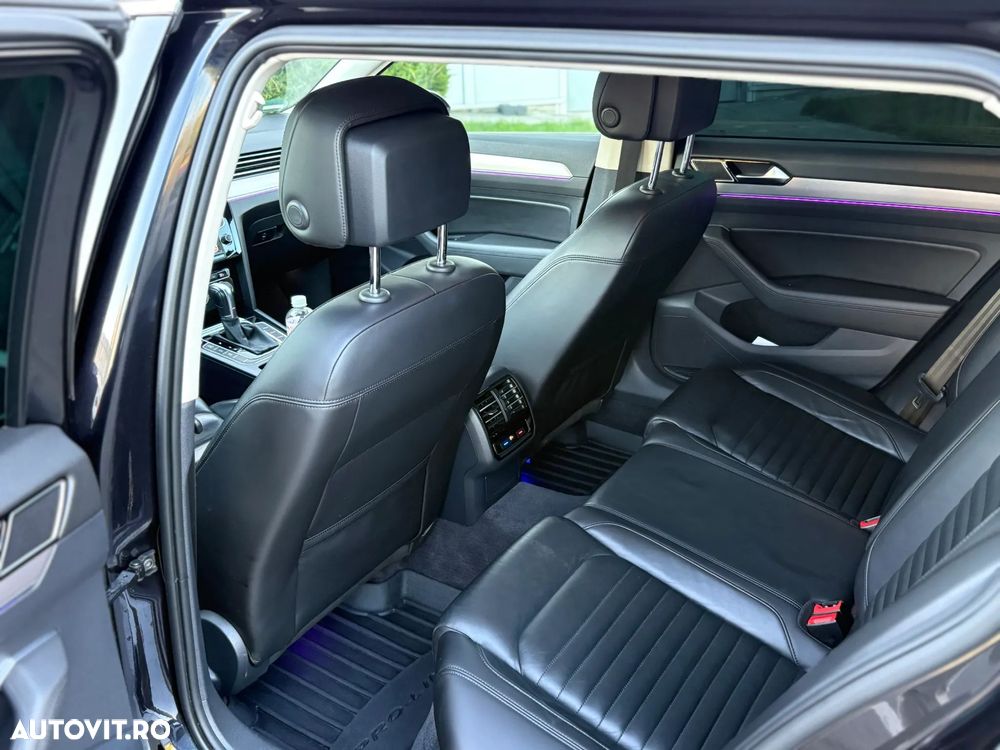 Volkswagen Passat 2.0 TDI DSG 4Motion Highline - 9