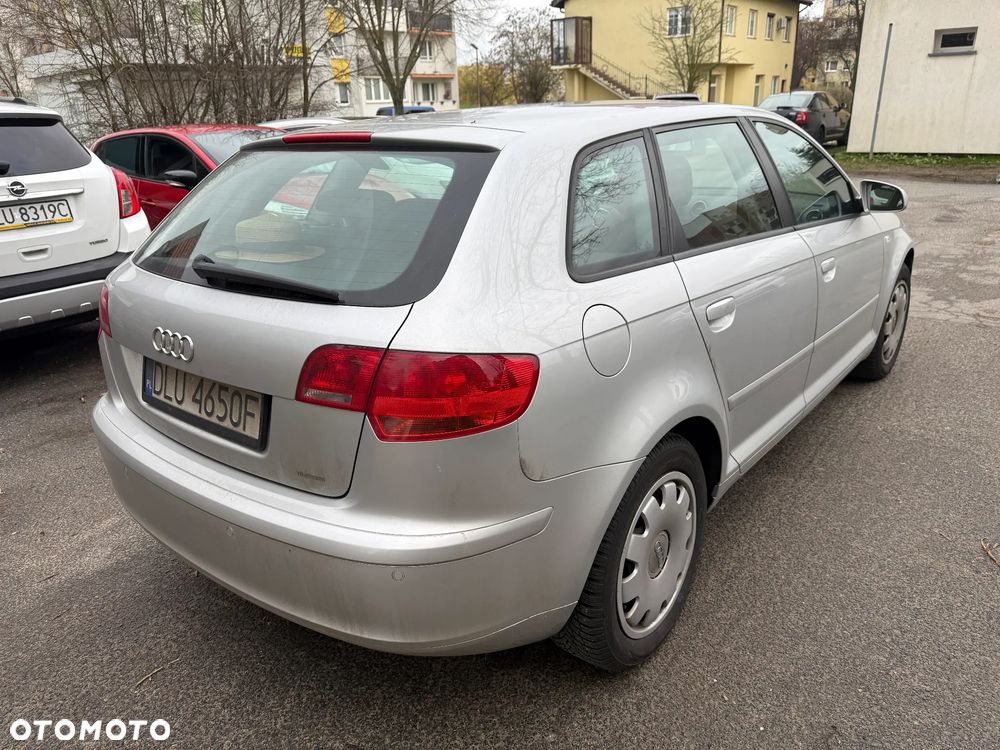 Audi A3 Sportback 1.6 Attraction - 10