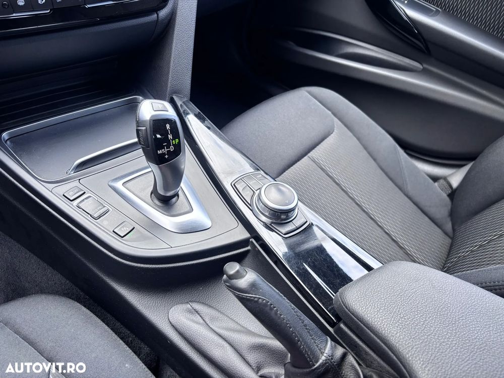 BMW Seria 3 320i xDrive Aut. Advantage - 23