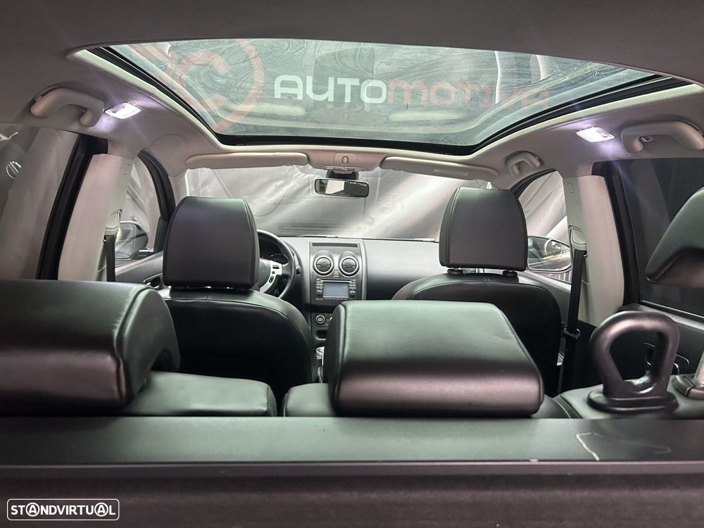 Nissan Qashqai +2 2.0 dCi Tekna Pele Preto — fotografia 16
