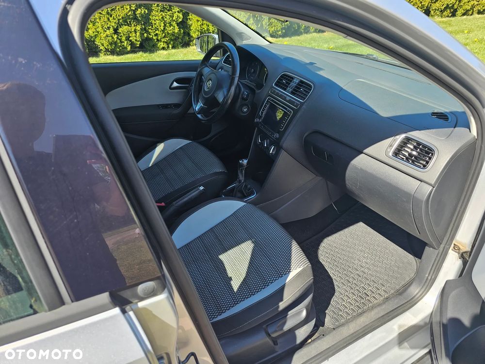 Volkswagen Polo 1.6 TDI DPF Comfortline - 11