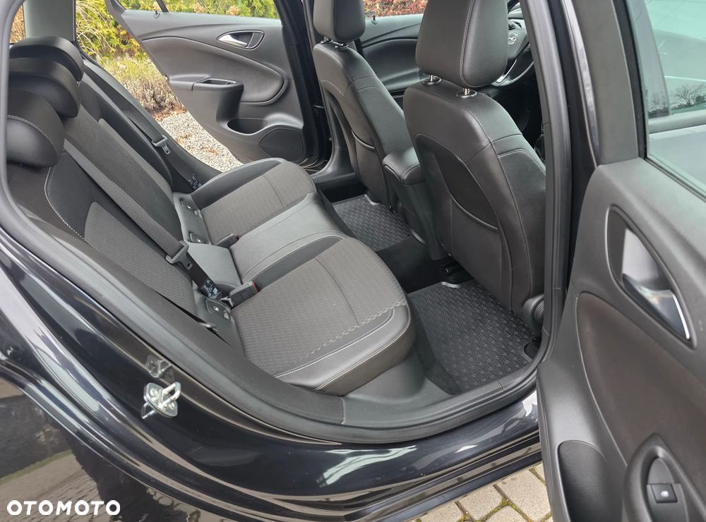 Opel Astra 1.6 D (CDTI) Start/Stop Innovation - 18