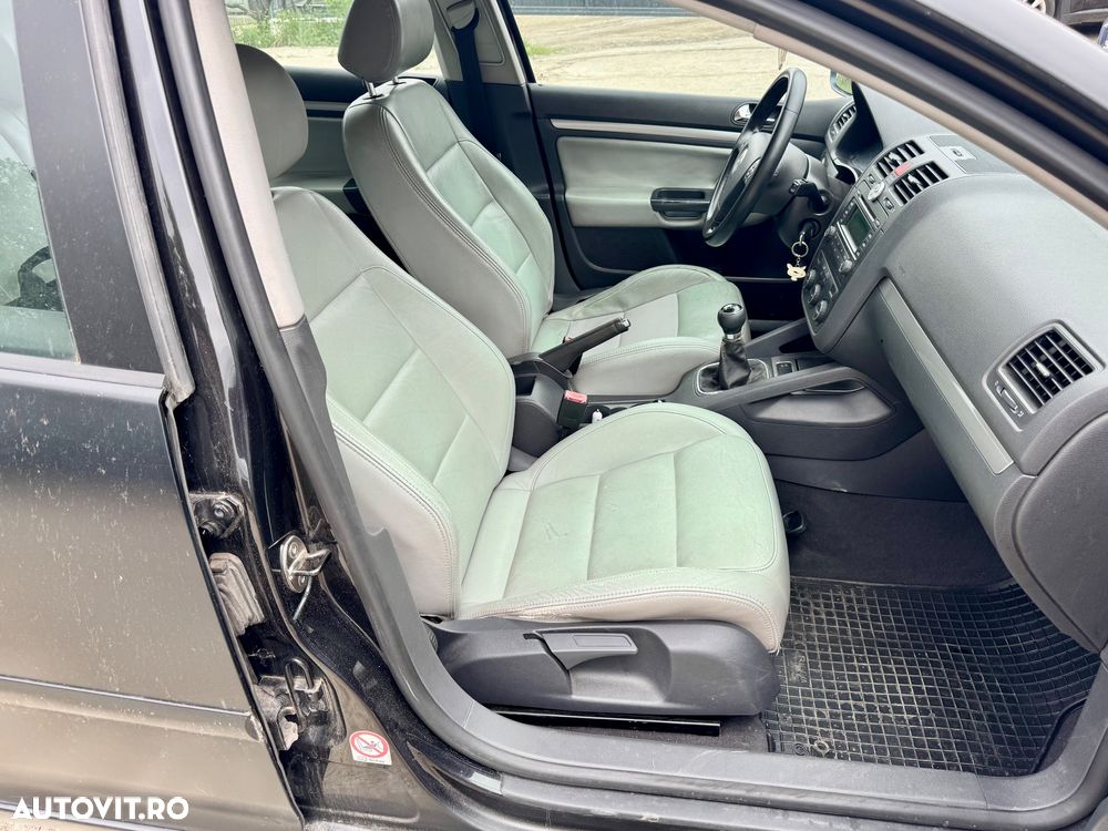 Volkswagen Golf 2.0 TDI Comfortline - 3