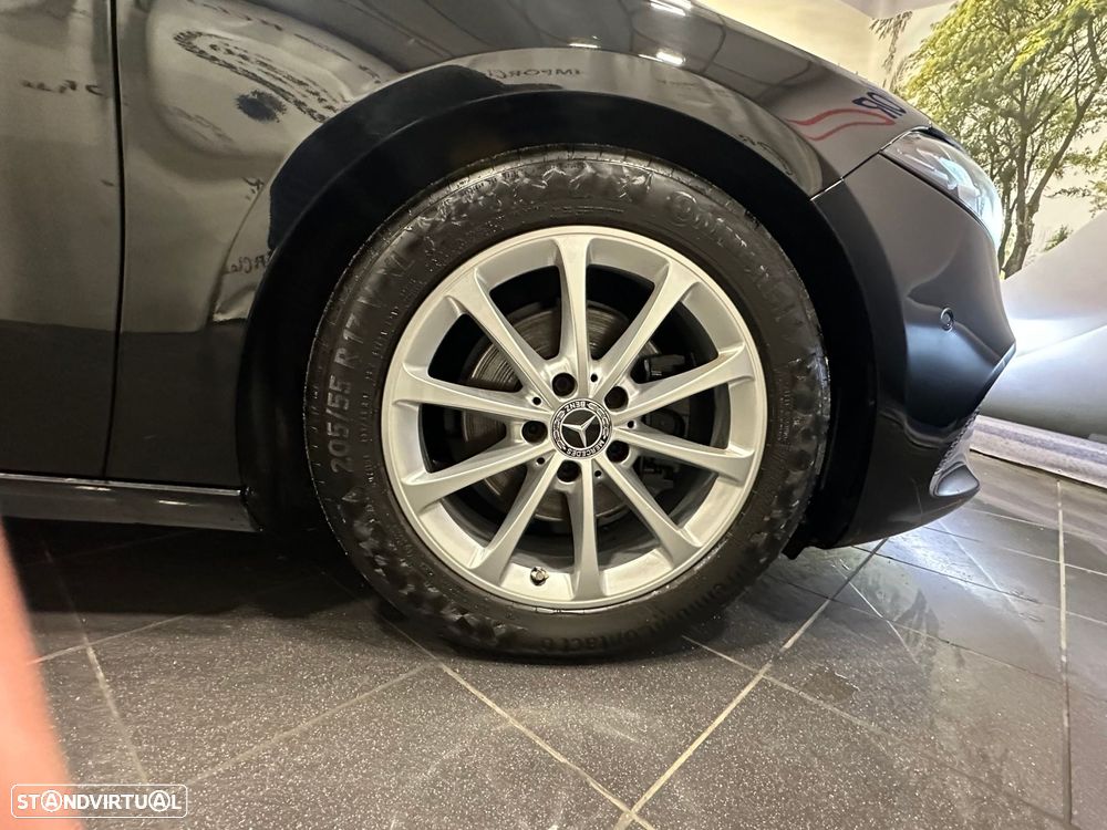 Mercedes-Benz A 180 d Progressive Aut. - 24