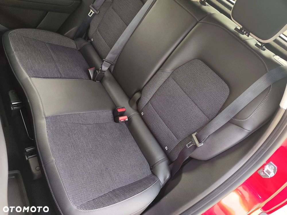 Renault Captur 1.3 TCe mHEV Techno EDC - 23