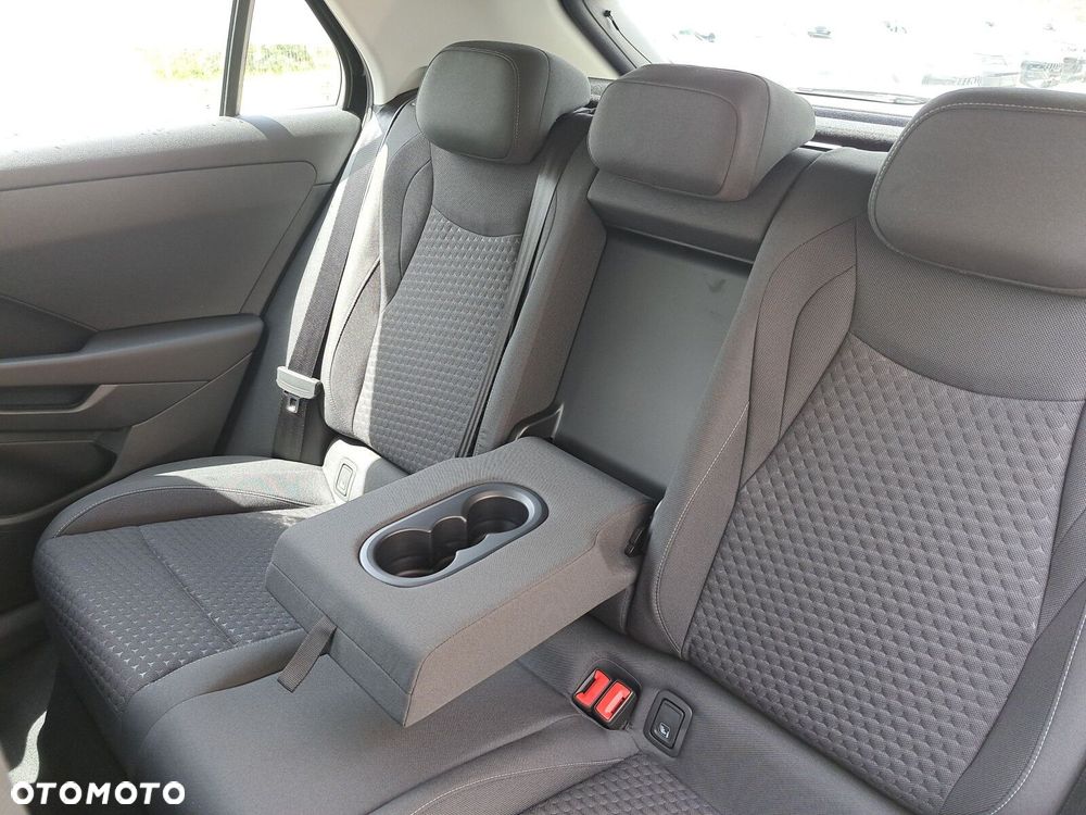 Volkswagen T-Roc - 17