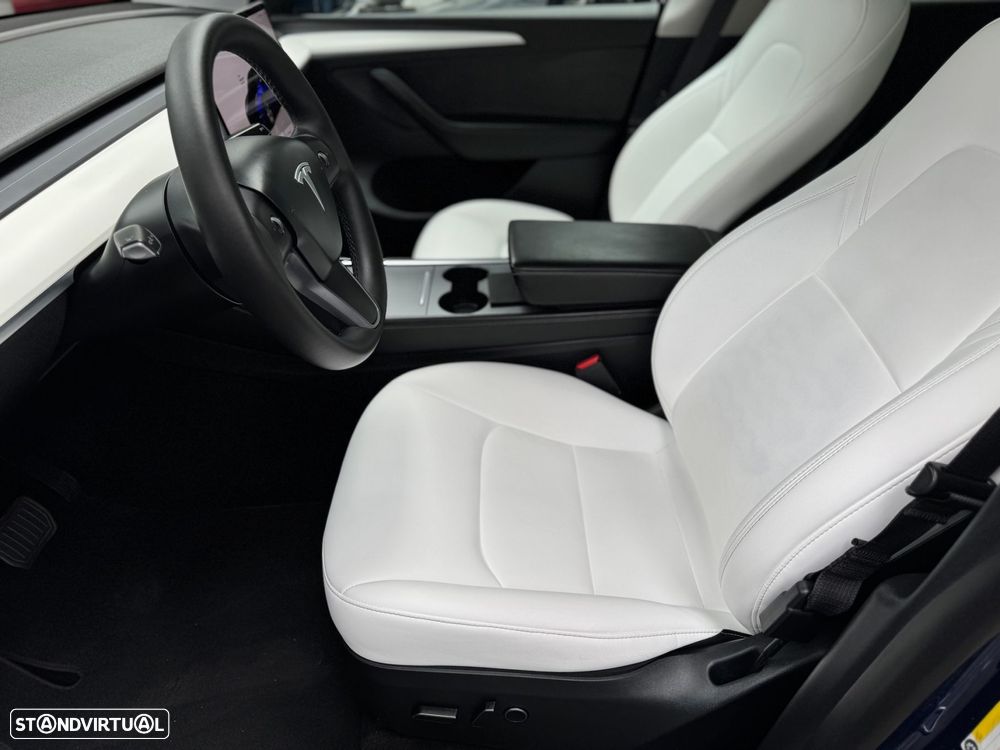 Tesla Model Y Tração Traseira - 36