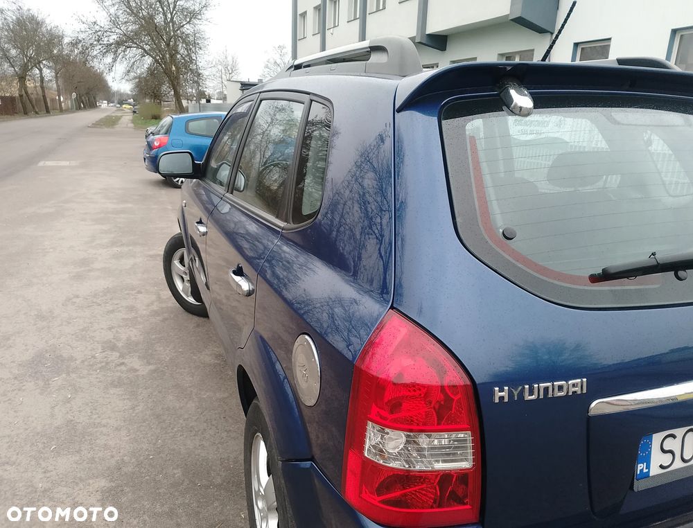 Hyundai Tucson 2.0 Comfort 2WD - 4