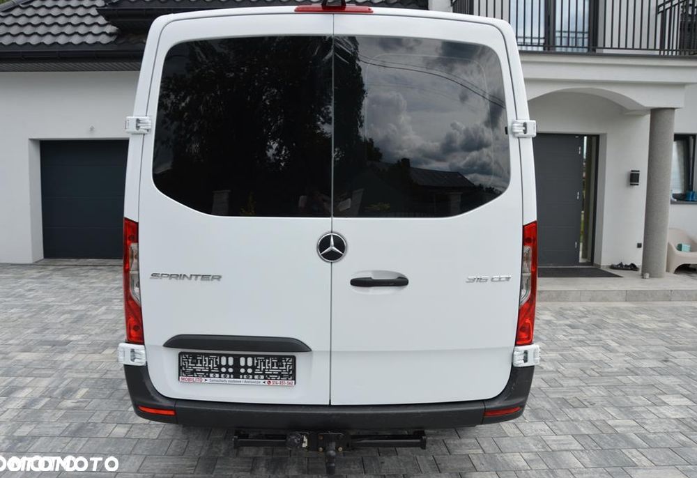 Mercedes-Benz Sprinter - 4