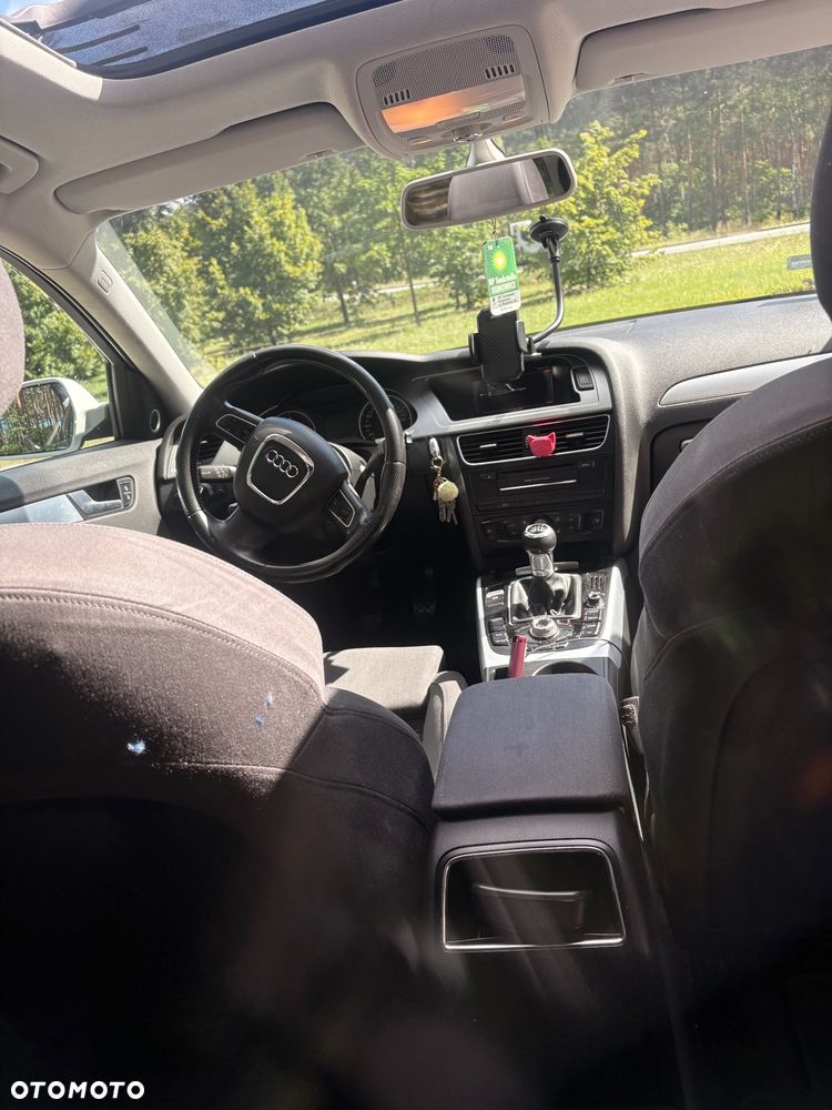 Audi A4 Avant 2.0 TDI - 22