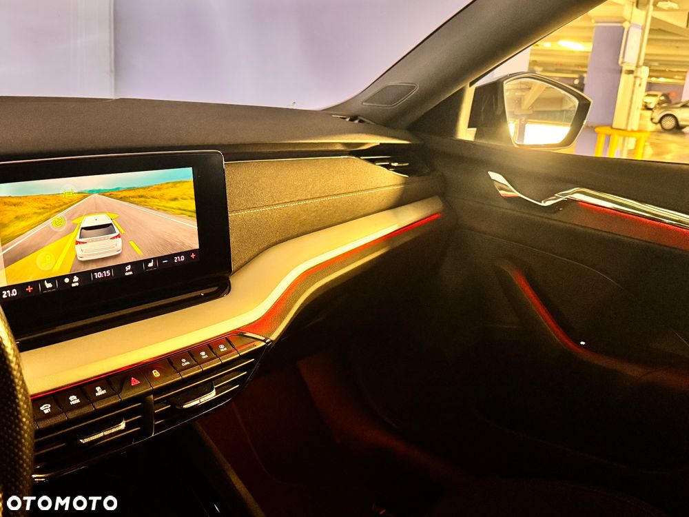 Skoda Octavia 2.0 TDI DSG First Edition - 36