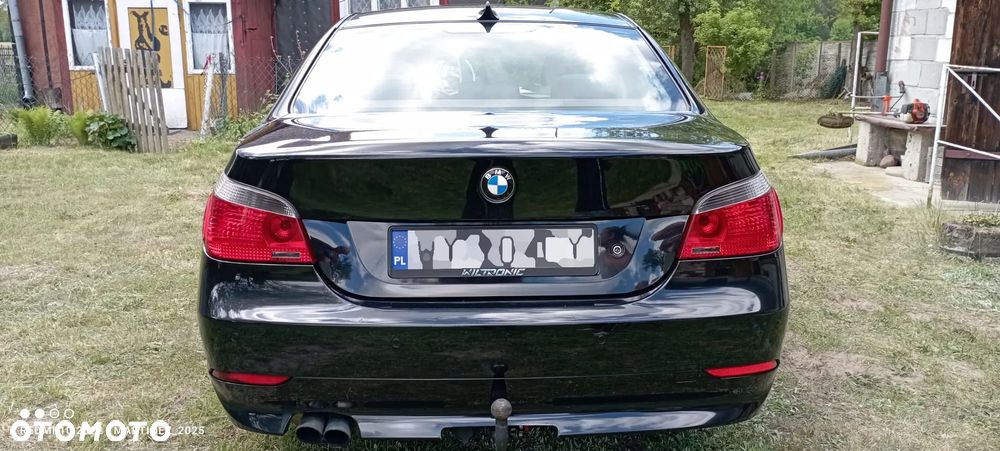 BMW Seria 5 520i - 2