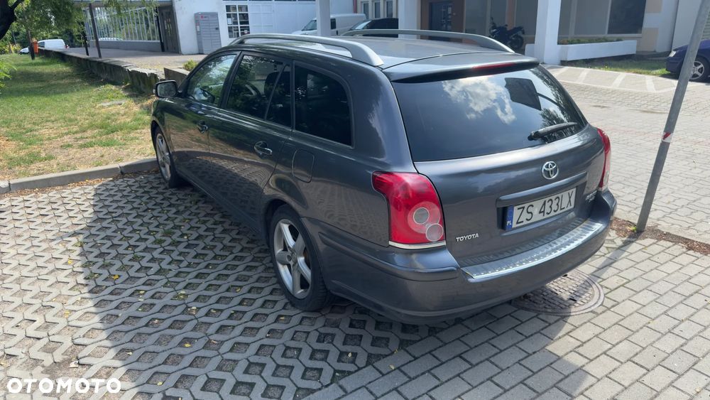 Toyota Avensis 2.2 D-4D Prestige - 10