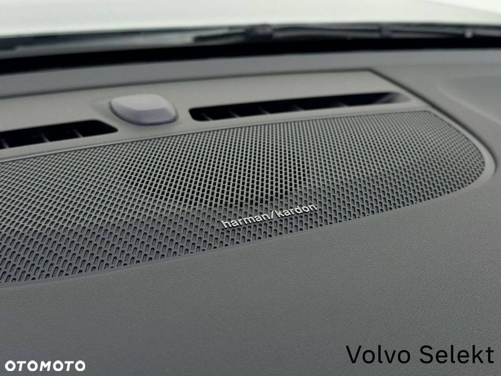 Volvo XC 40 - 29