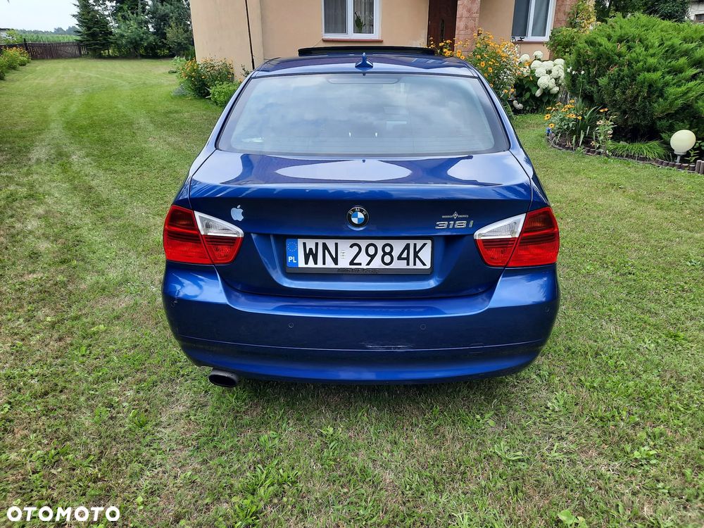 BMW Seria 3 318i - 10