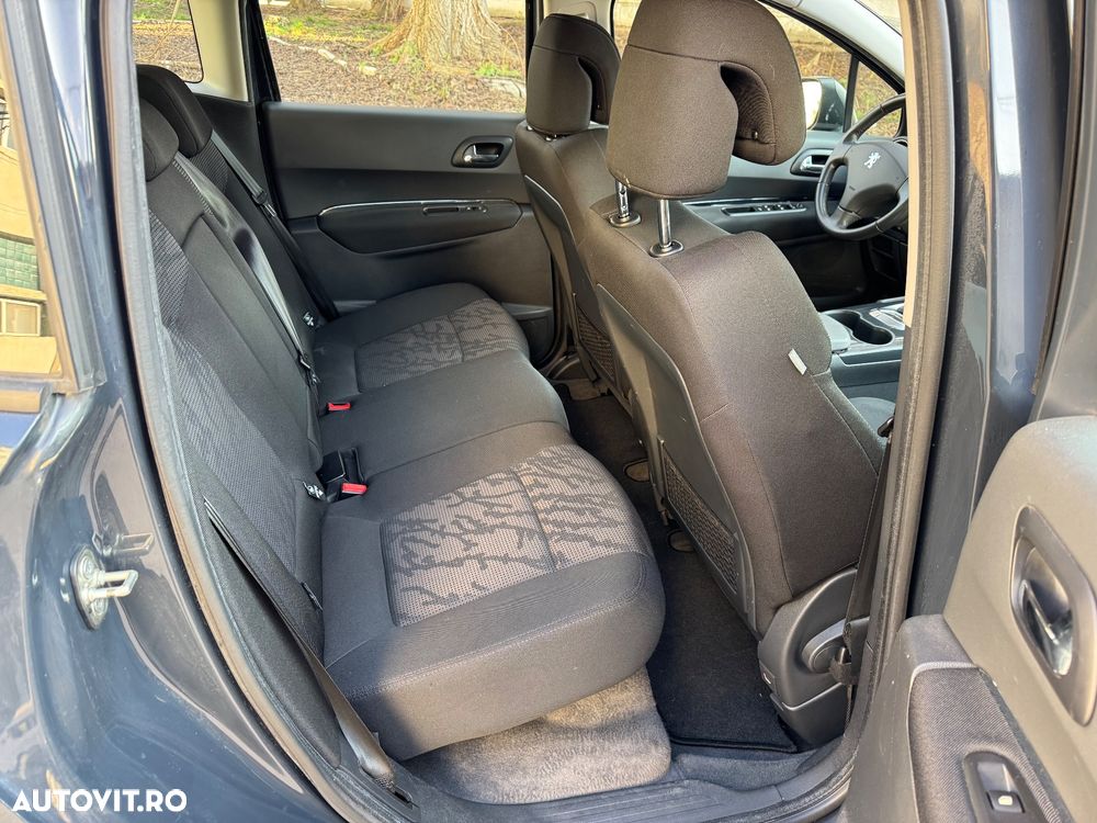 Peugeot 3008 120 VTi Premium - 8