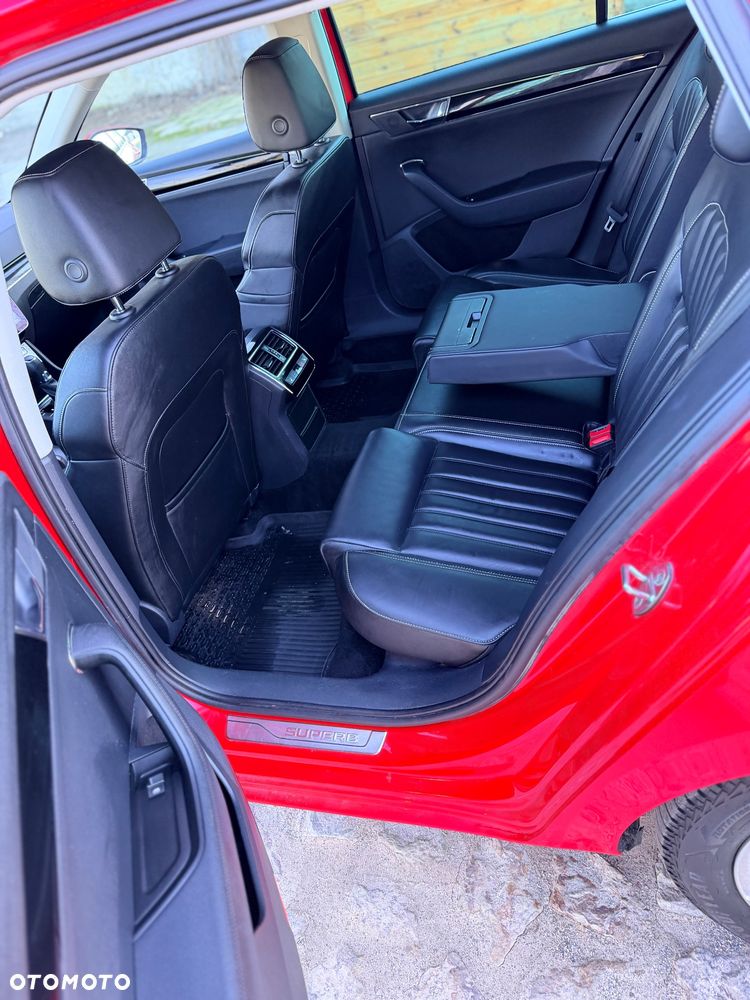 Skoda Superb 2.0 TDI L&K DSG7 - 16