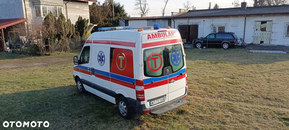 Mercedes-Benz Sprinter - 4