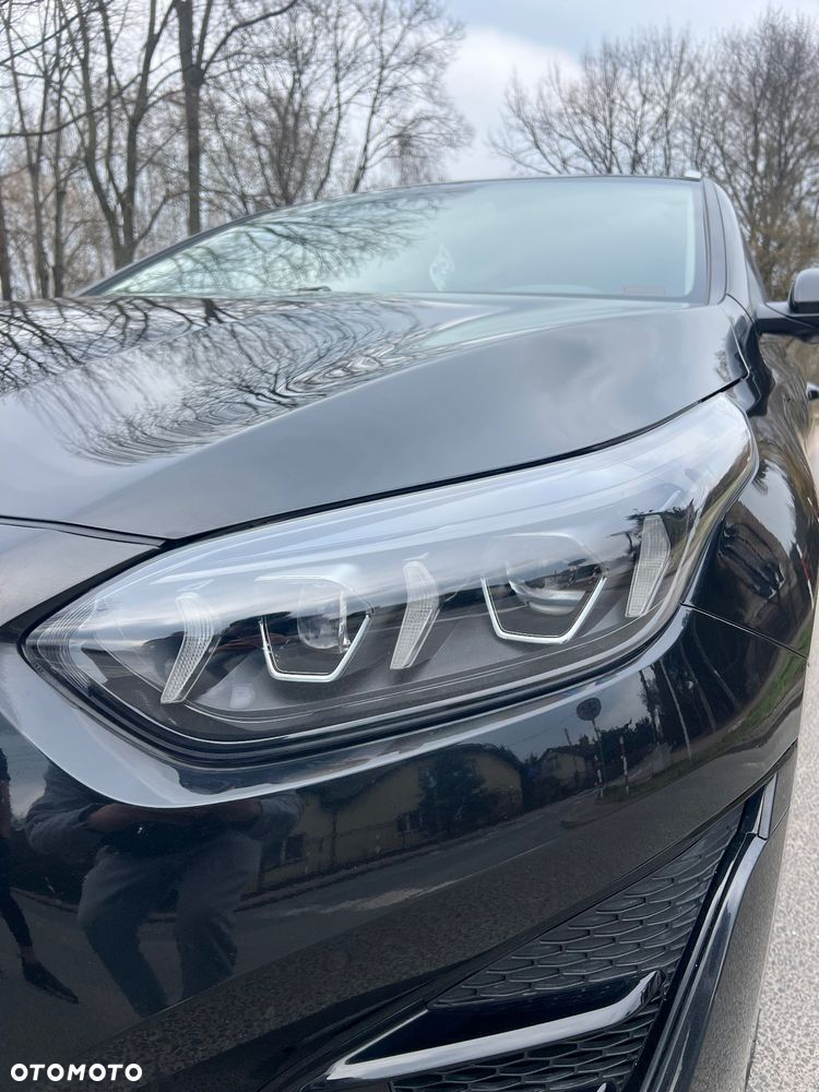 Kia Ceed - 11
