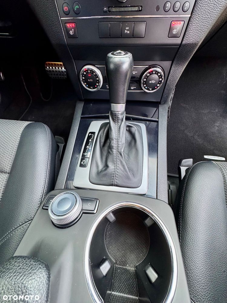 Mercedes-Benz GLK 350 CDI DPF 4Matic 7G-TRONIC - 25