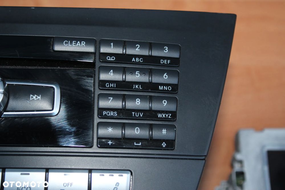RADIO WYŚWIETLACZ MERCEDES C KLASA W204 LIFT a2049009410 a2049013503 a1669022704 2049010603 2049022103 - 2