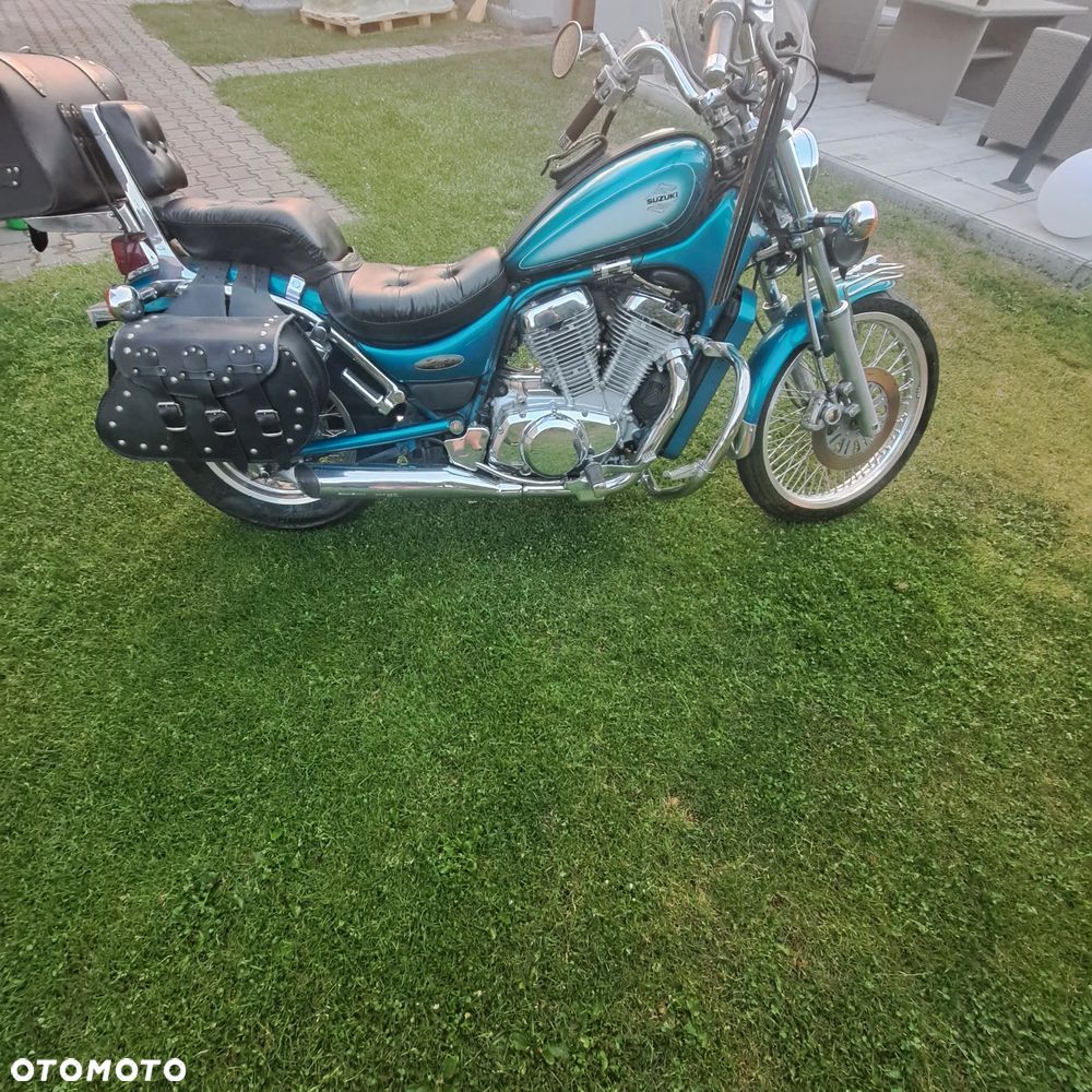 Suzuki Intruder - 4