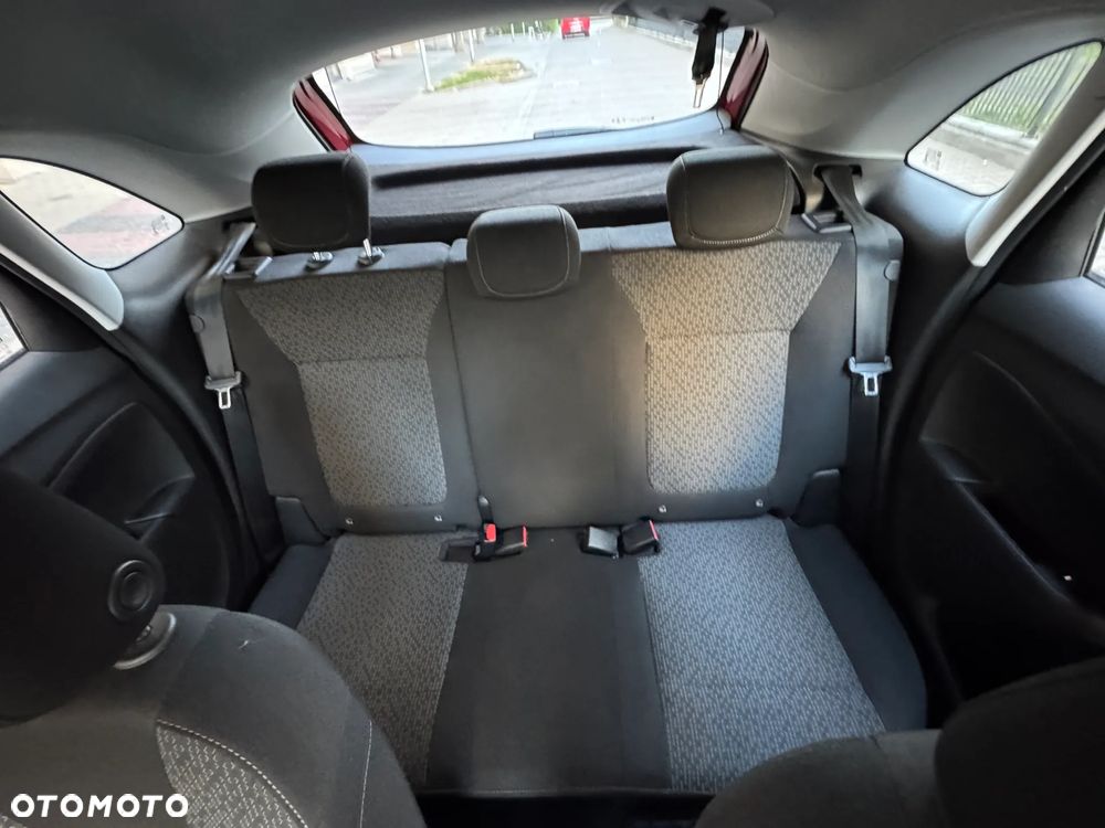 Opel Crossland X - 14