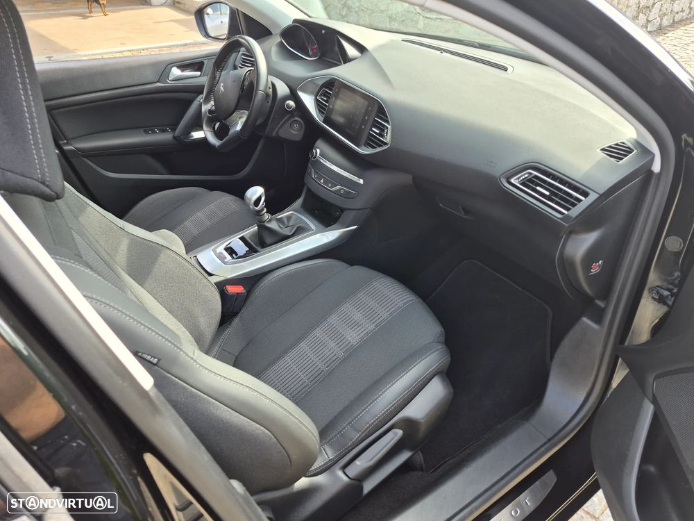 Peugeot 308 1.5 BlueHDi Allure - 9