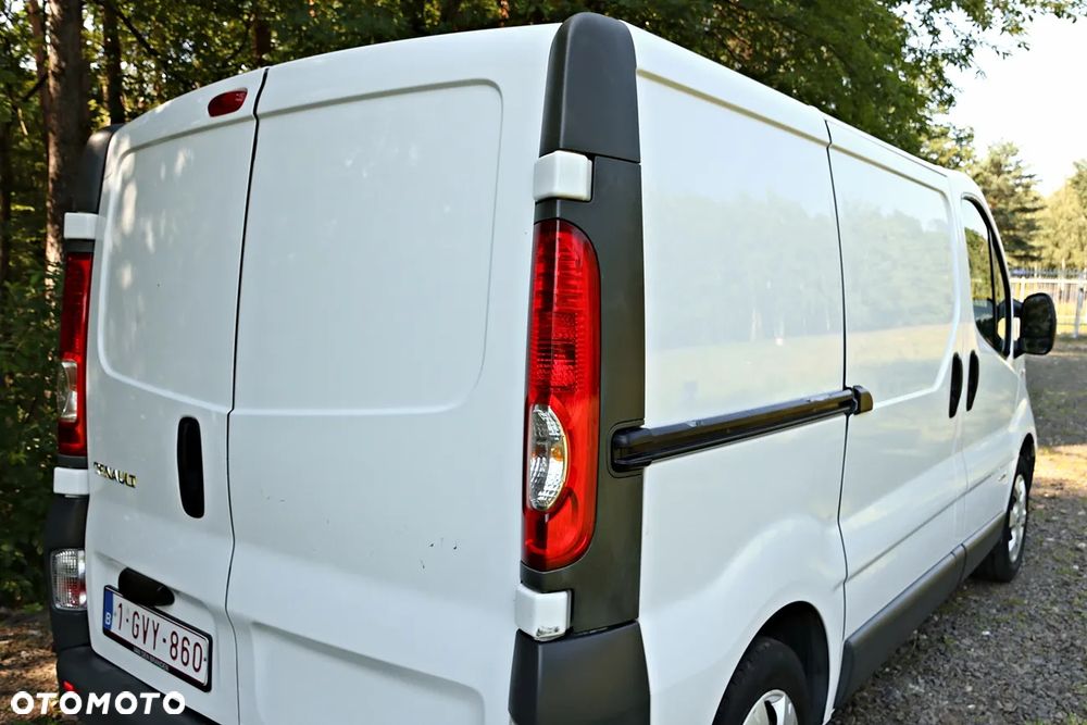 Renault Trafic - 22