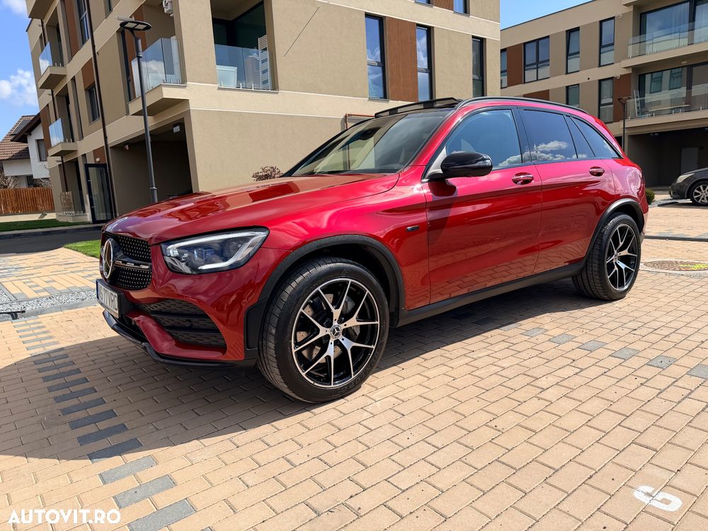 Mercedes-Benz GLC 300 e 4MATIC - 2