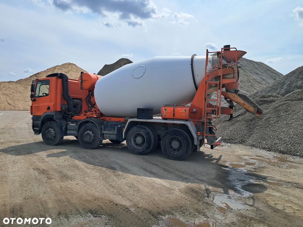 DAF CF - 4