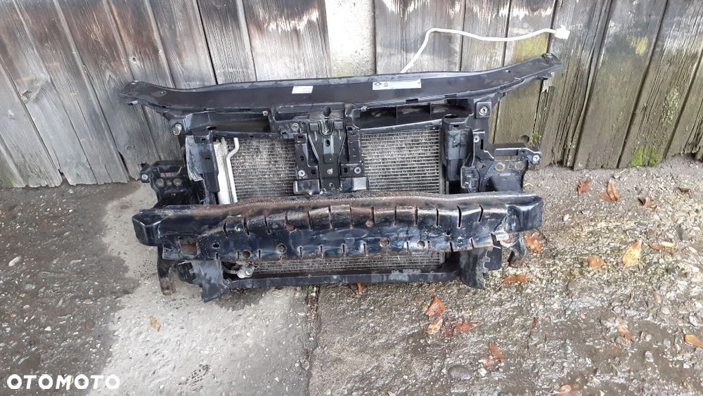 Pas Przód Passat b7 2.0tdi - 3