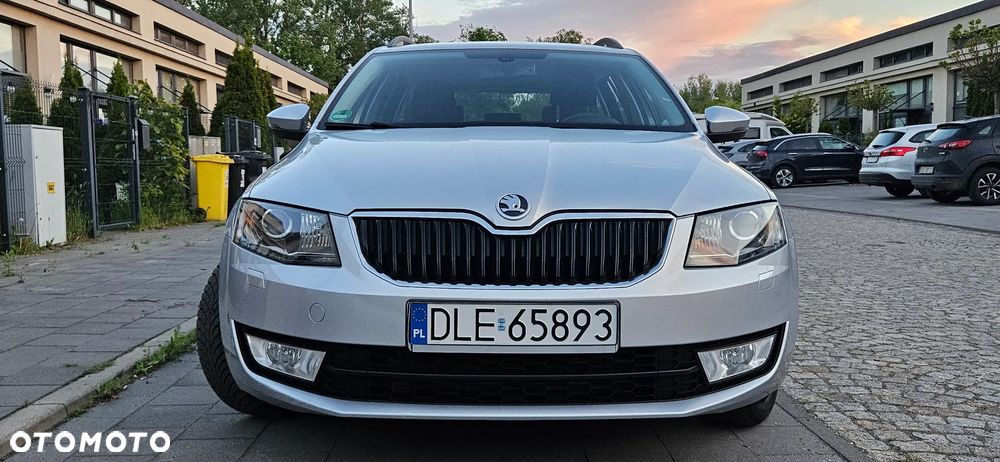 Skoda Octavia 1.6 TDI Edition - 23
