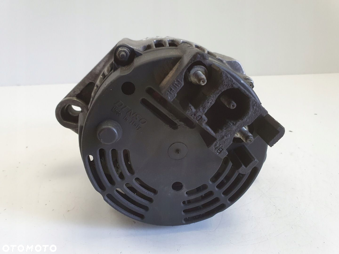 Smart ForTwo 0.7 T turbo ALTERNATOR 63321658 denso 75A - 4