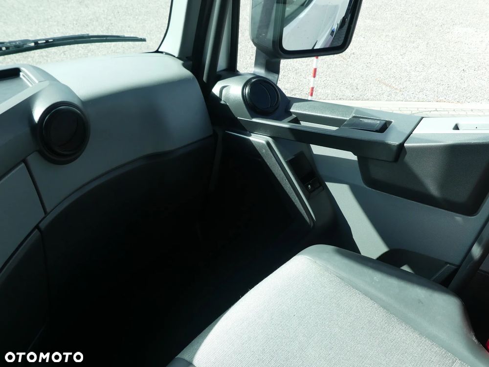 Renault T480 13L / EURO 6 / STANDARD /  SUPER STAN / - 32