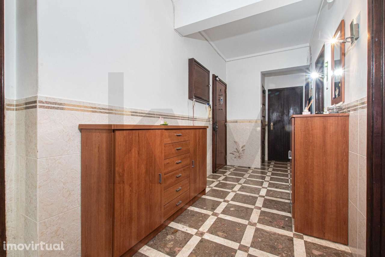Apartamento T3 em Vila Franca de Xira - Santa Sofia, Rua 2 de Abril - Grande imagem: 3/24