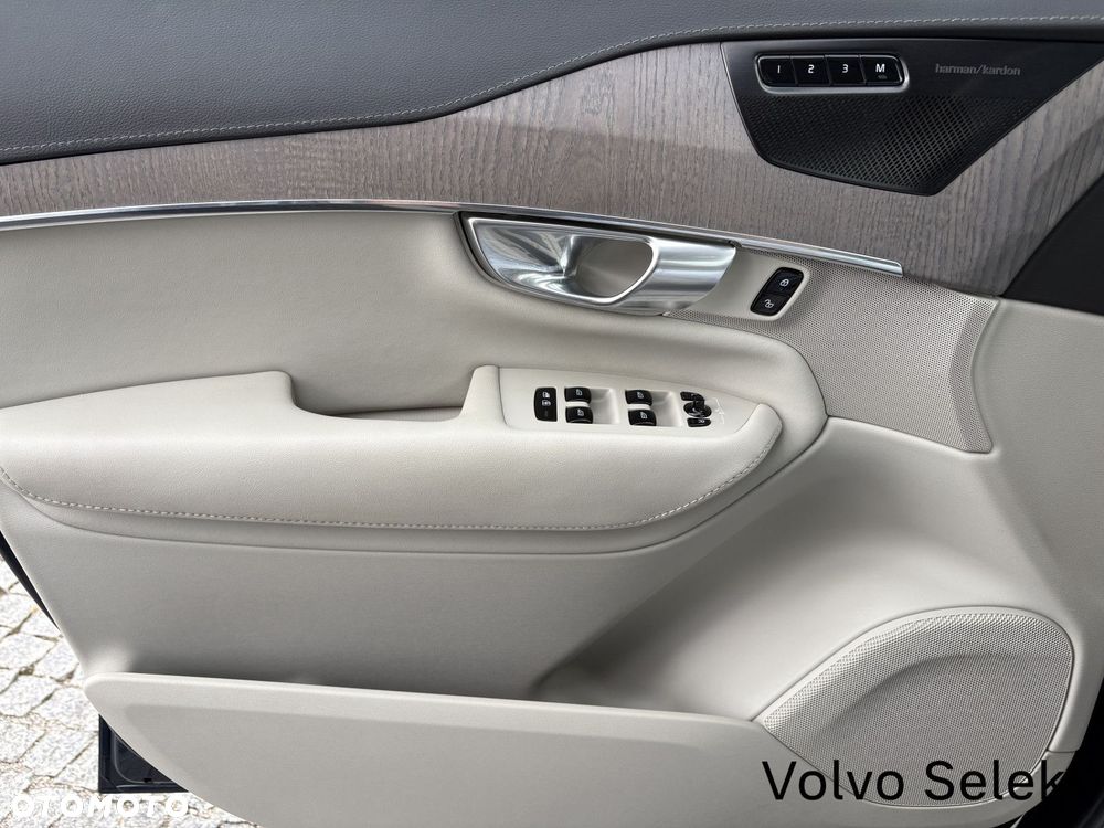 Volvo XC 90 - 18