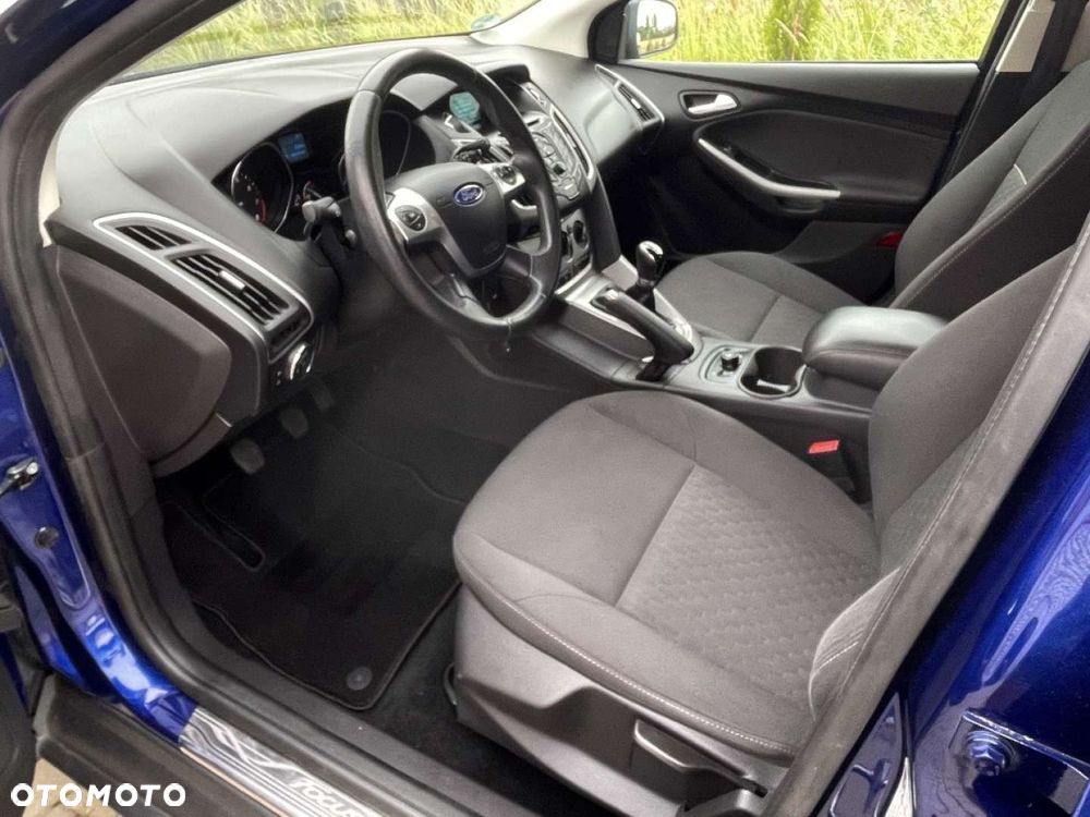 Ford Focus - 17