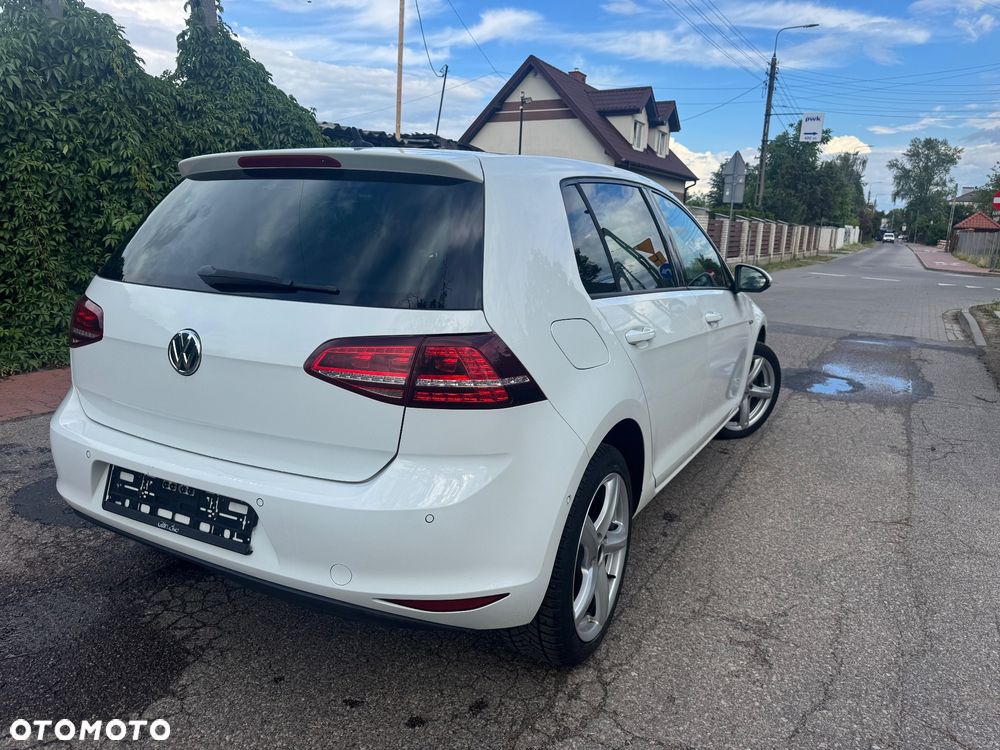 Volkswagen Golf 1.2 TSI BMT Trendline Perfectline - 4